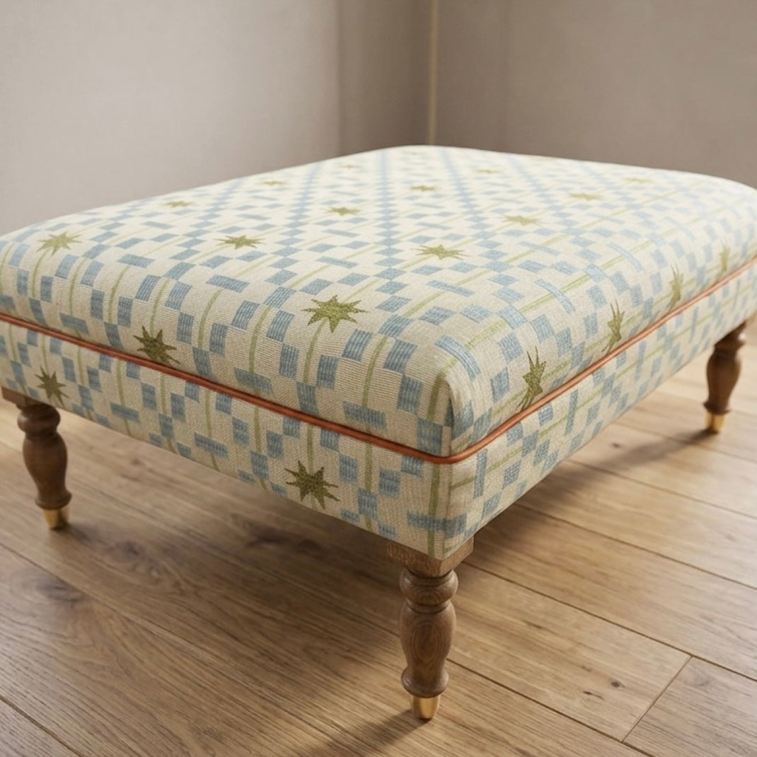 Footstools & Ottomans